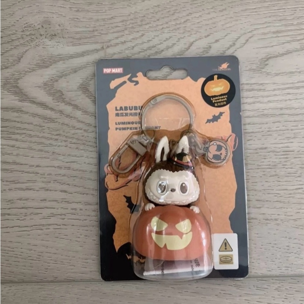 POP MART Labubu Pumpkin Luminous Keychain Happy Halloween